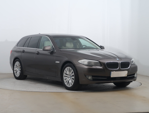 BMW 5 2011