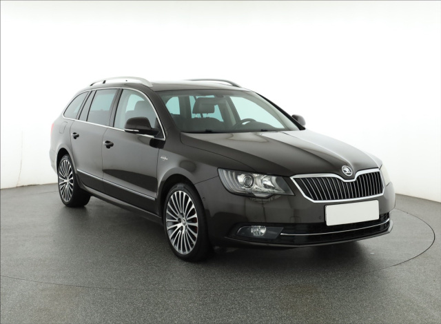 Škoda Superb, 2014