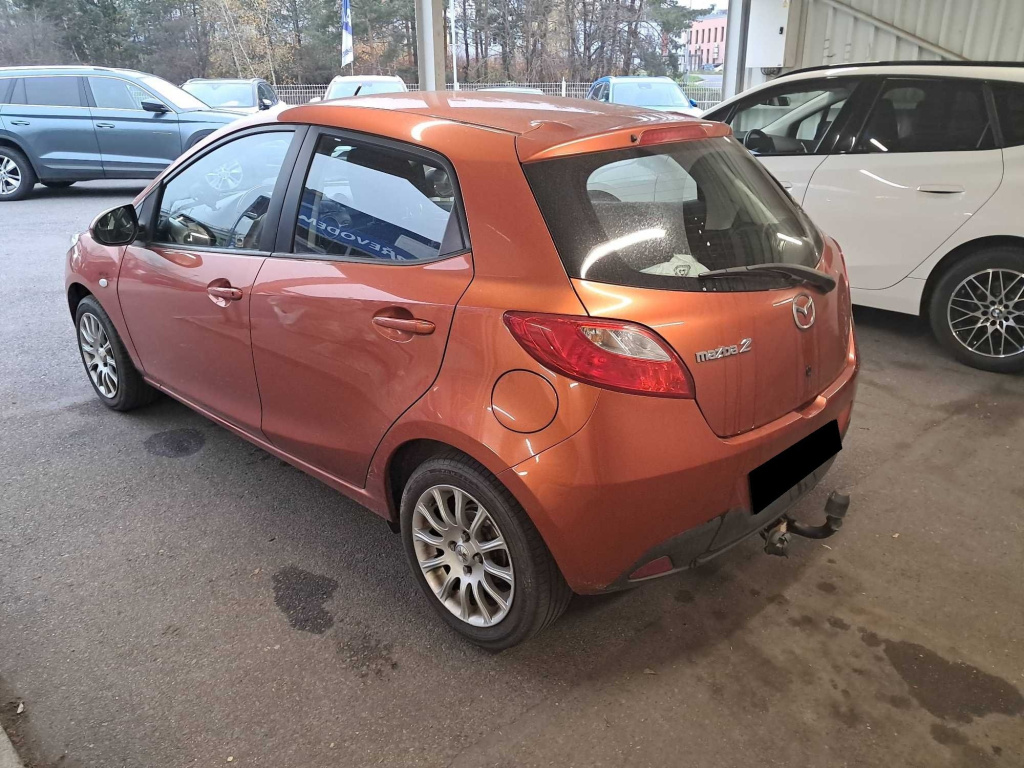 Mazda 2