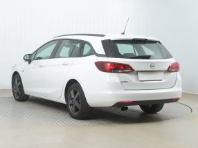 Opel Astra - 2019