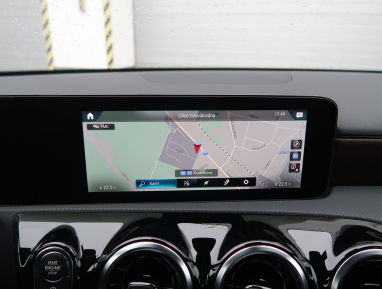 Mercedes-Benz A - 2022