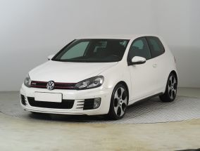 Volkswagen Golf - 2010