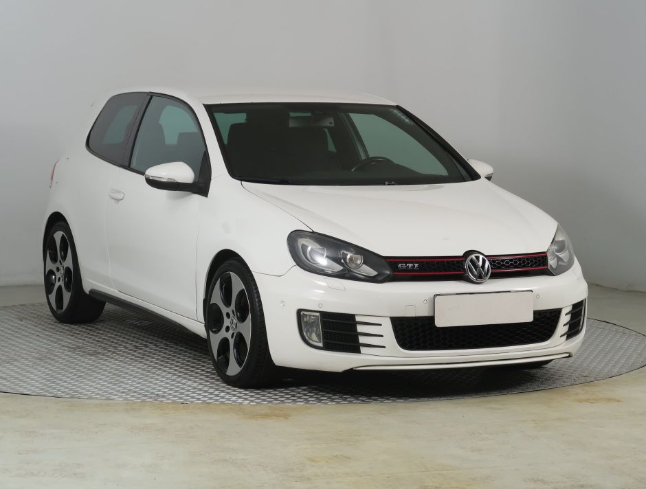 Volkswagen Golf - 2010