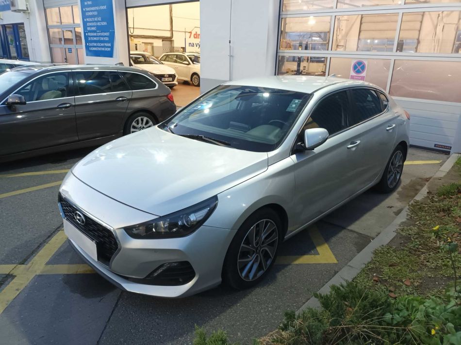 Hyundai i30 Fastback - 2019