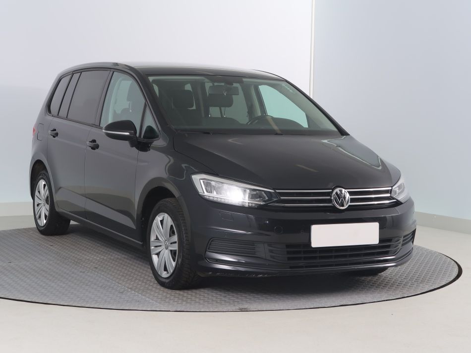 Volkswagen Touran - 2016