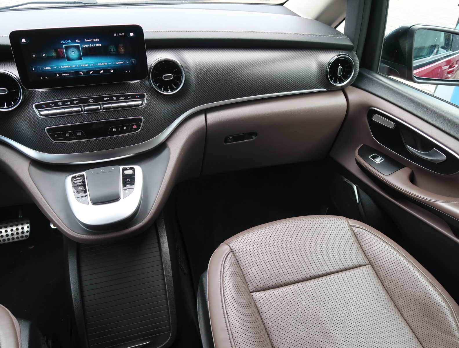 Mercedes - Benz V - 2020