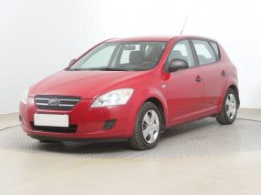 Kia Ceed - 2009
