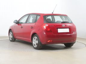 Kia Ceed - 2009