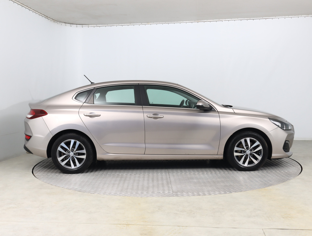 Hyundai i30 Fastback