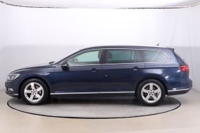 Volkswagen Passat - 2016