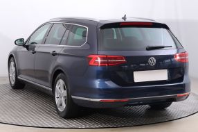 Volkswagen Passat - 2016
