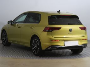 Volkswagen Golf - 2021