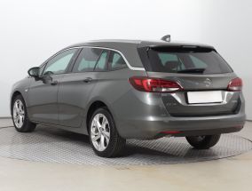 Opel Astra - 2017