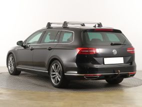 Volkswagen Passat - 2015