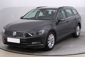 Volkswagen Passat - 2015