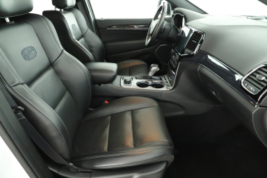 Jeep Grand Cherokee - 2020