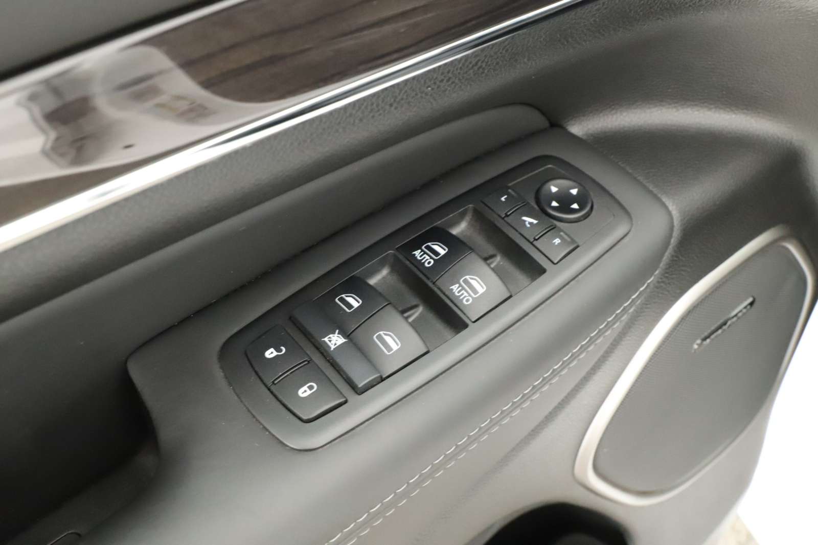 Jeep Grand Cherokee - 2020