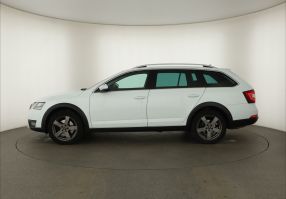 Skoda Octavia Scout - 2018