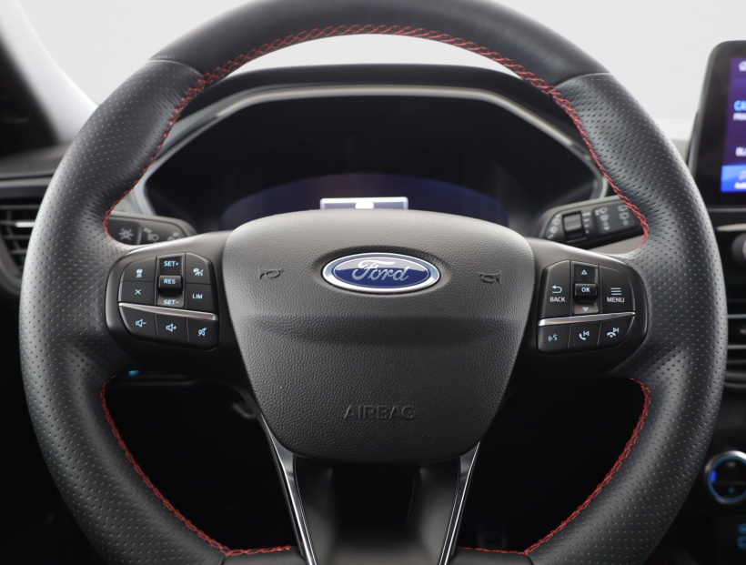 Ford Kuga, 2020