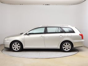 Toyota Avensis - 2004