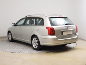 Toyota Avensis - 2004