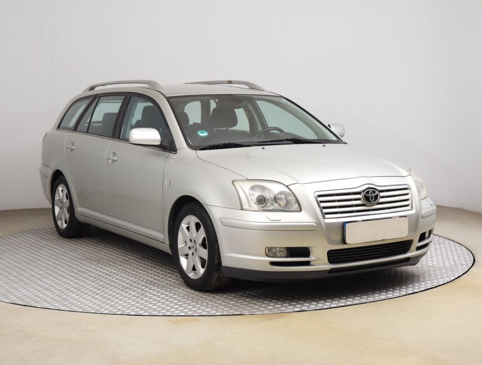 Toyota Avensis - 2004