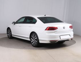 Volkswagen Passat - 2017