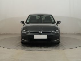 Volkswagen Golf - 2021