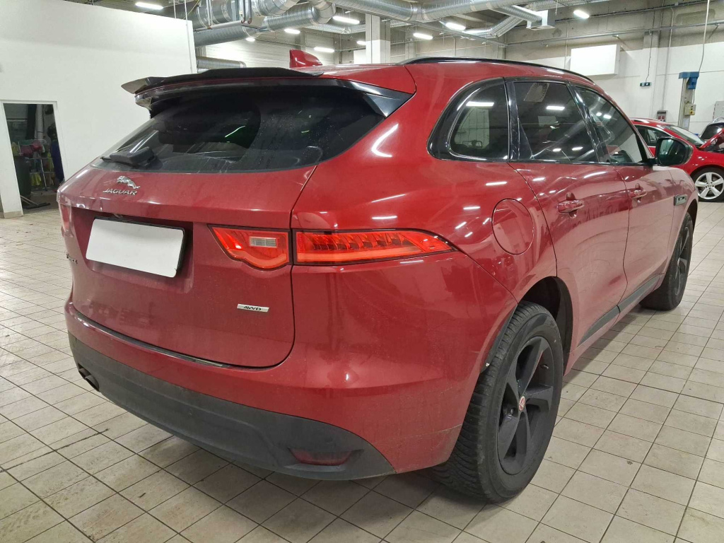 Jaguar F-Pace