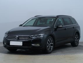 Volkswagen Passat - 2022