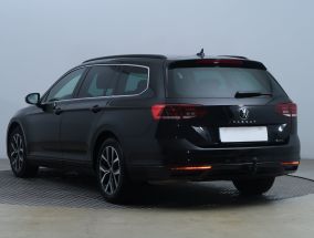 Volkswagen Passat - 2022