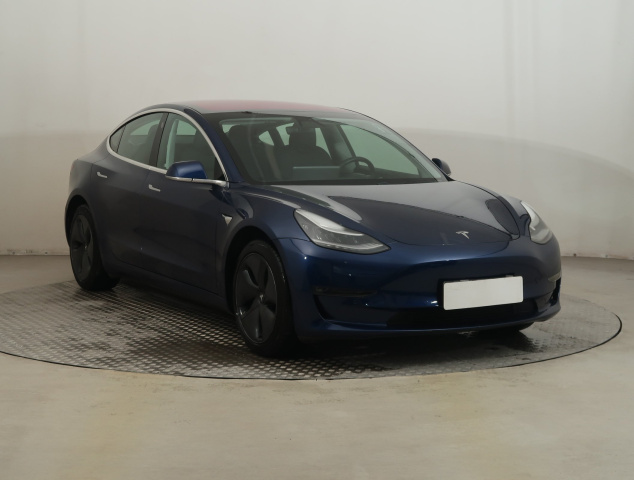 Tesla Model 3 2019