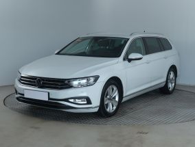 Volkswagen Passat - 2022