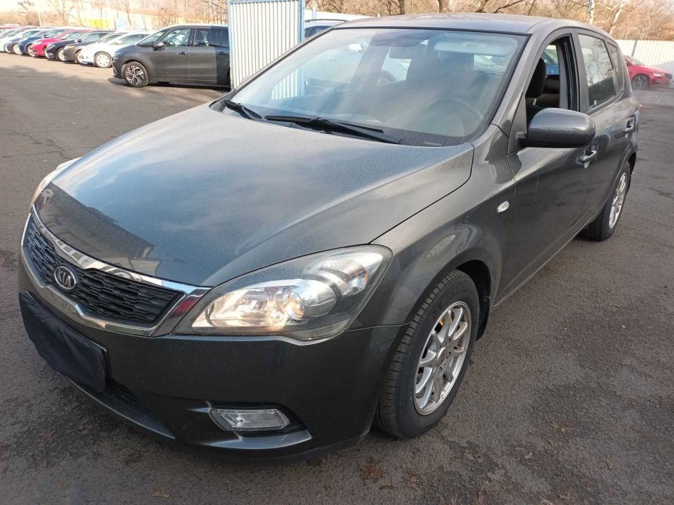 Kia Ceed - 2010