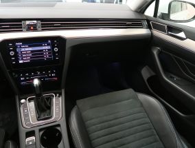 Volkswagen Passat - 2021