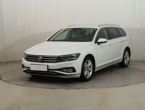 Volkswagen Passat - 2021