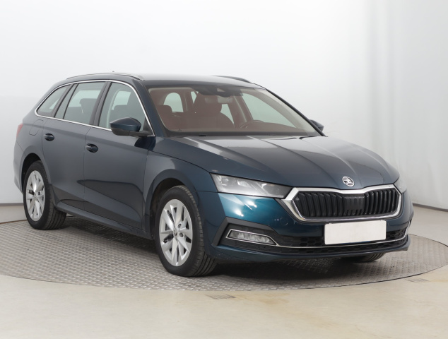 Škoda Octavia 2023