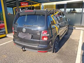 Volkswagen Touran - 2009