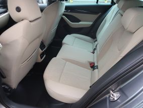 Škoda Octavia - 2023