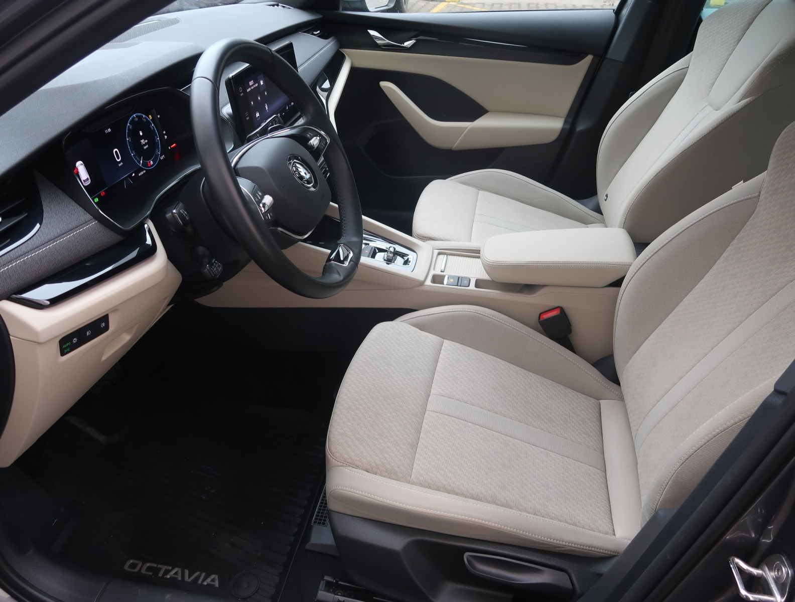 Škoda Octavia - 2023