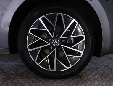 Škoda Octavia - 2023