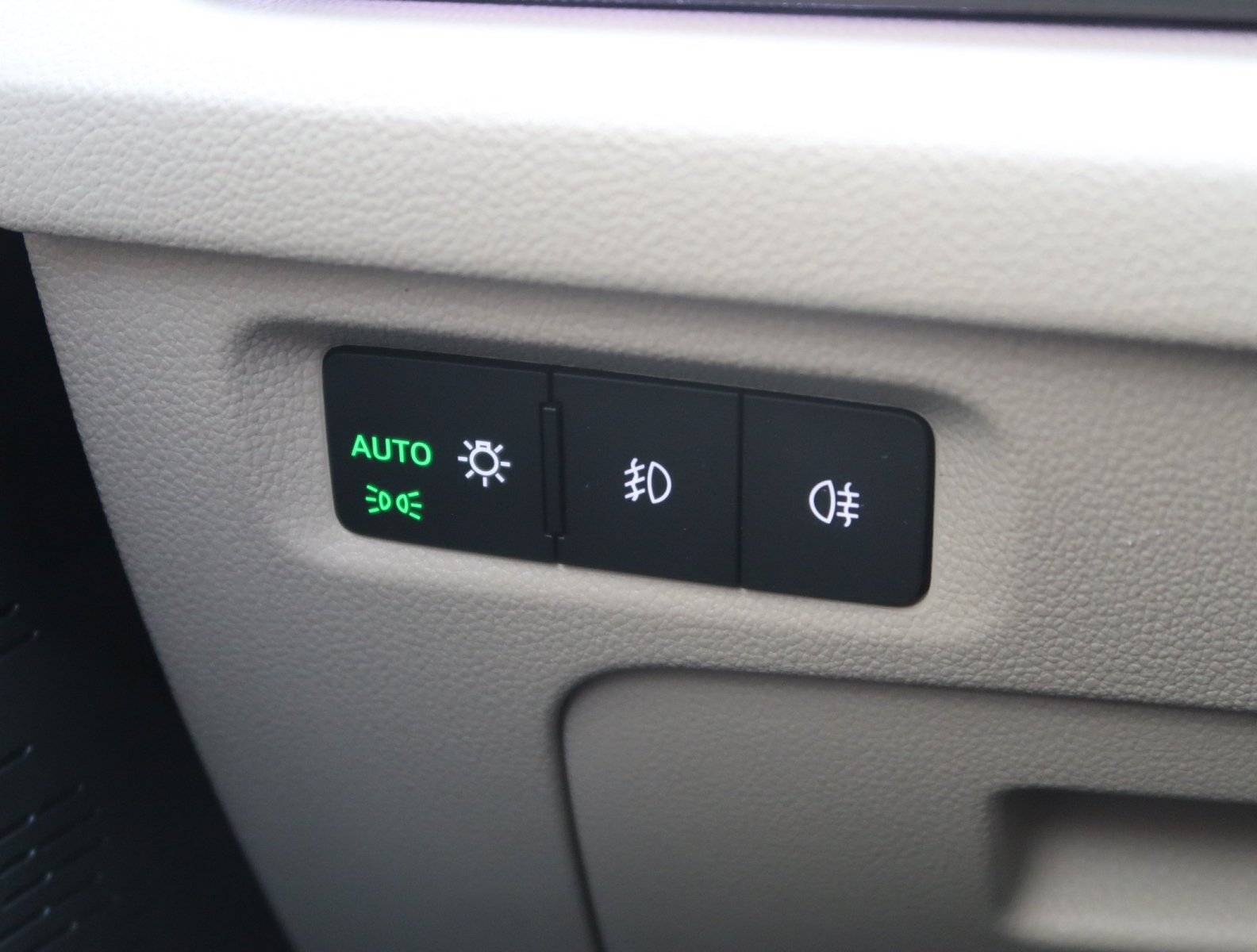 Škoda Octavia - 2023