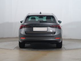 Škoda Octavia - 2023