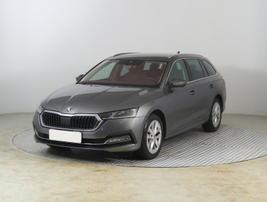 Škoda Octavia - 2023