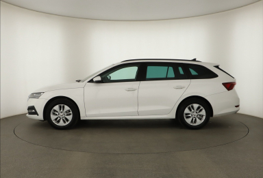 Škoda Octavia - 2024