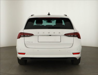 Škoda Octavia - 2024