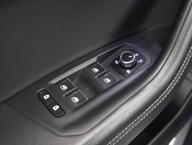 Volkswagen Touareg - 2021