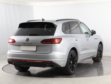 Volkswagen Touareg - 2021
