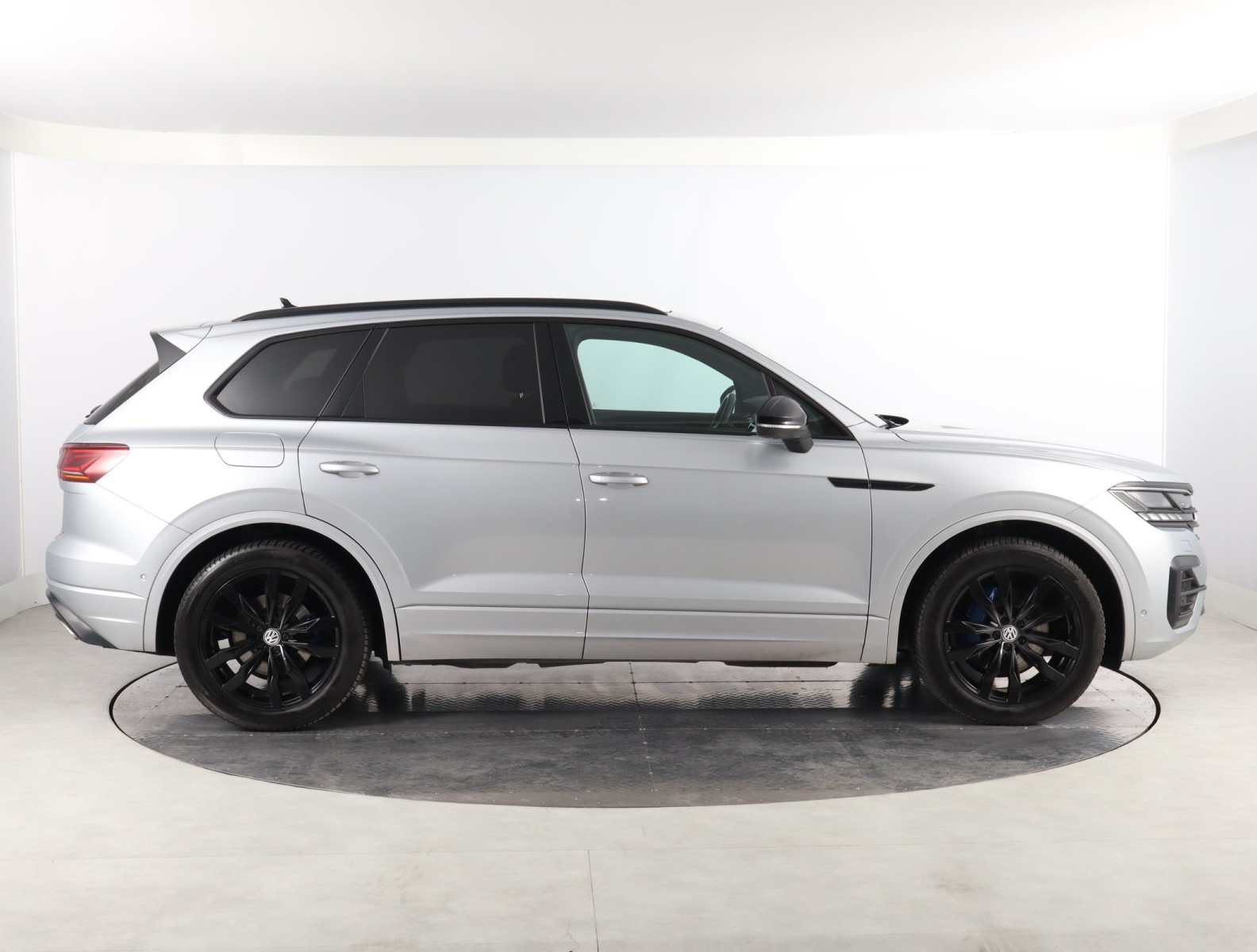 Volkswagen Touareg - 2021