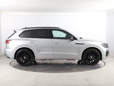 Volkswagen Touareg - 2021